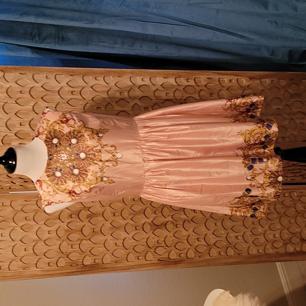 Print pink polyester dress
